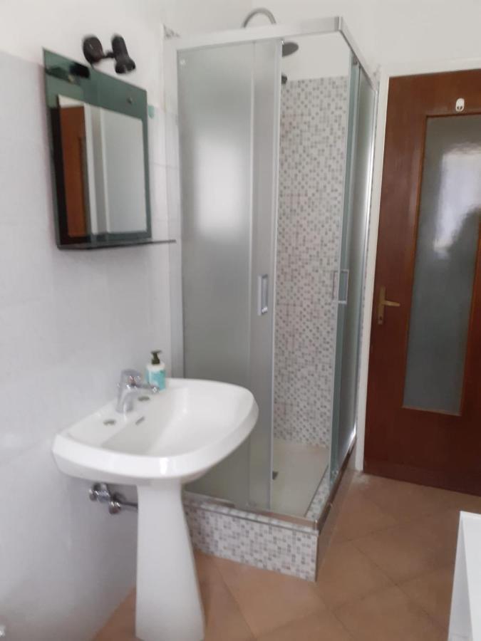 Casa Rina Appartamento Levanto Eksteriør bilde